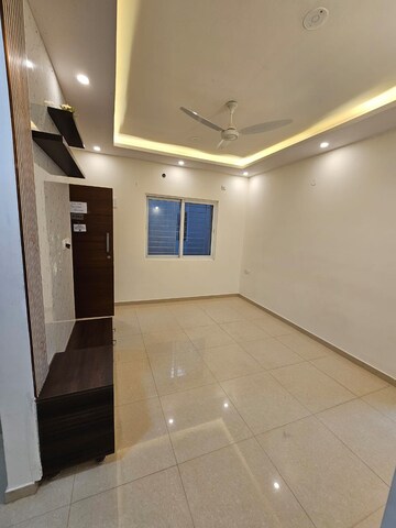 Room in 2 BHK Apartment at Bren Northern Lights, Jakkuru – for Rent