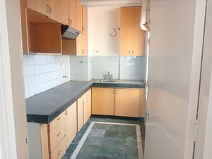 Kitchen in 3.5 BHK Apartment at JMD Gardens, Sector 33 – for Rent