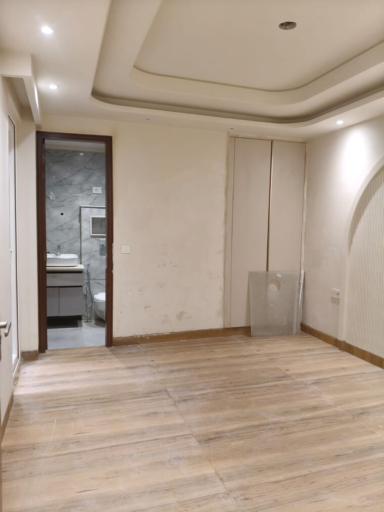 Room, ansal-valley-view-estate 3 Bedroom 1300 Sq.Ft. Apartment In Gwal Pahari Gurgaon 9706574