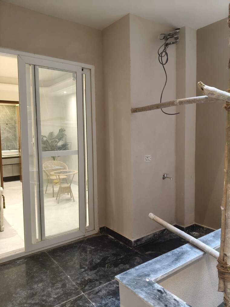 Balcony, ansal-valley-view-estate 3 Bedroom 1300 Sq.Ft. Apartment In Gwal Pahari Gurgaon 9706574