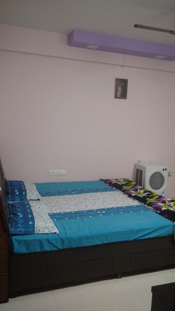 Bedroom in 2 BHK Apartment at RR King Space Meadows, Thanisandra – for Rent