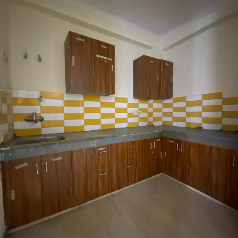Kitchen, chattarpur 3 Bedroom 1200 Sq.Ft. Builder Floor In Chattarpur Delhi 9706589