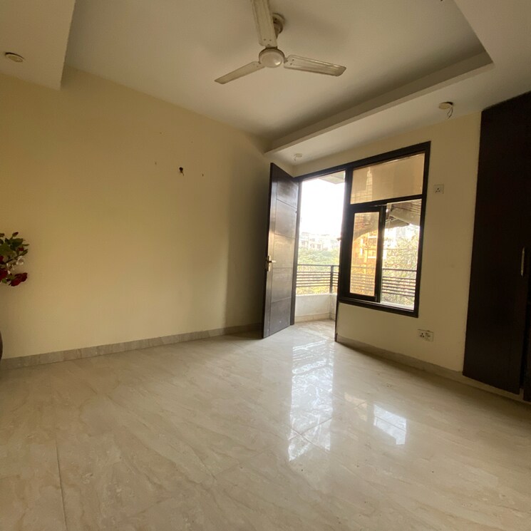 Room, chattarpur 3 Bedroom 1200 Sq.Ft. Builder Floor In Chattarpur Delhi 9706589