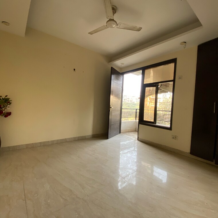 Room, chattarpur 3 Bedroom 1200 Sq.Ft. Builder Floor In Chattarpur Delhi 9706589