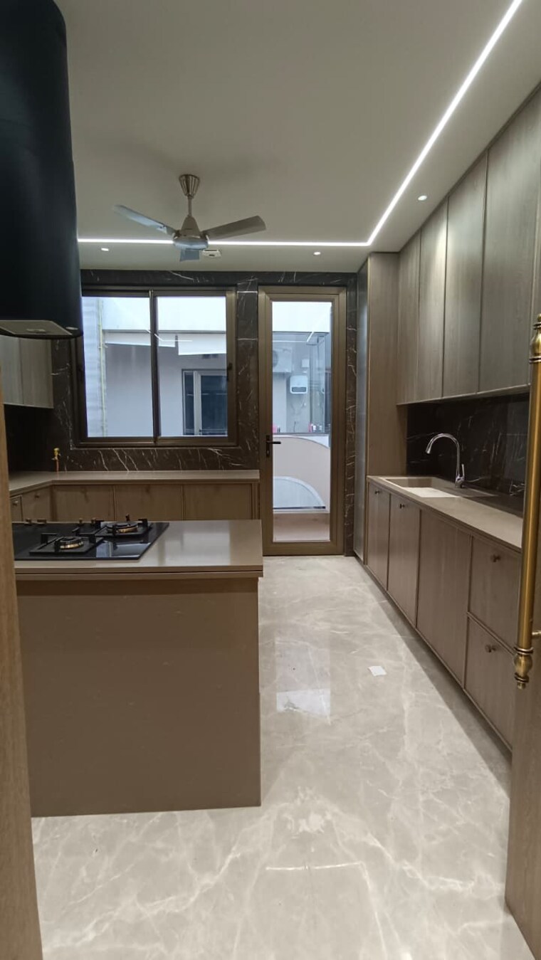 Kitchen, greater kailash i 4 Bedroom 500 Sq.Yd. Builder Floor In Greater Kailash I Delhi 9706611