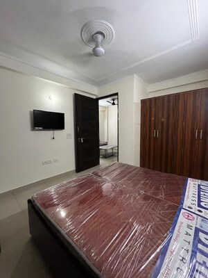 Bedroom in 3 BHK Builder Floor at Ardee City, Sector 52 – for Rent