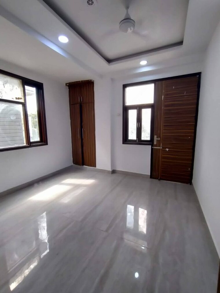 Room, chattarpur 3 Bedroom 1200 Sq.Ft. Builder Floor In Chattarpur Delhi 9706610