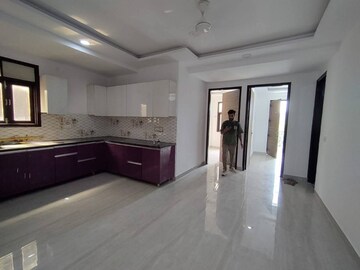 Parking in 3 BHK Builder Floor at Chattarpur – for Rent