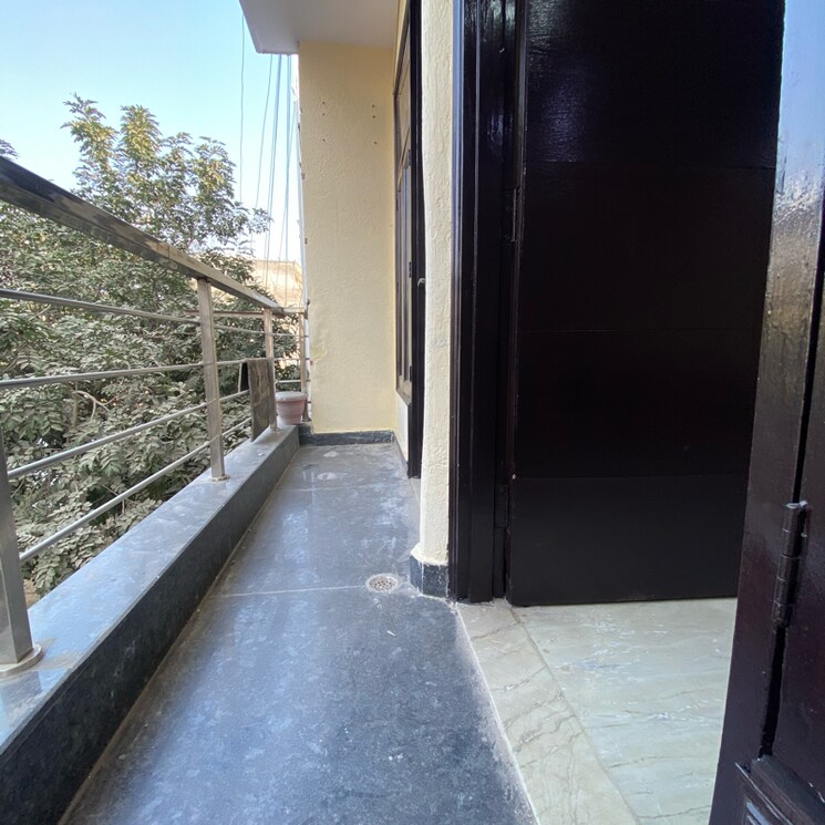 Balcony, chattarpur 3 Bedroom 1200 Sq.Ft. Builder Floor In Chattarpur Delhi 9706617