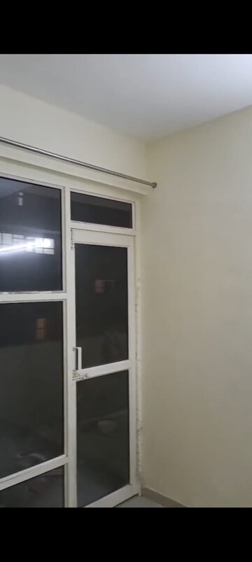 Furnished Amenities in 2 BHK Apartment at Pyramid Elite, Sector 86 – for Rent