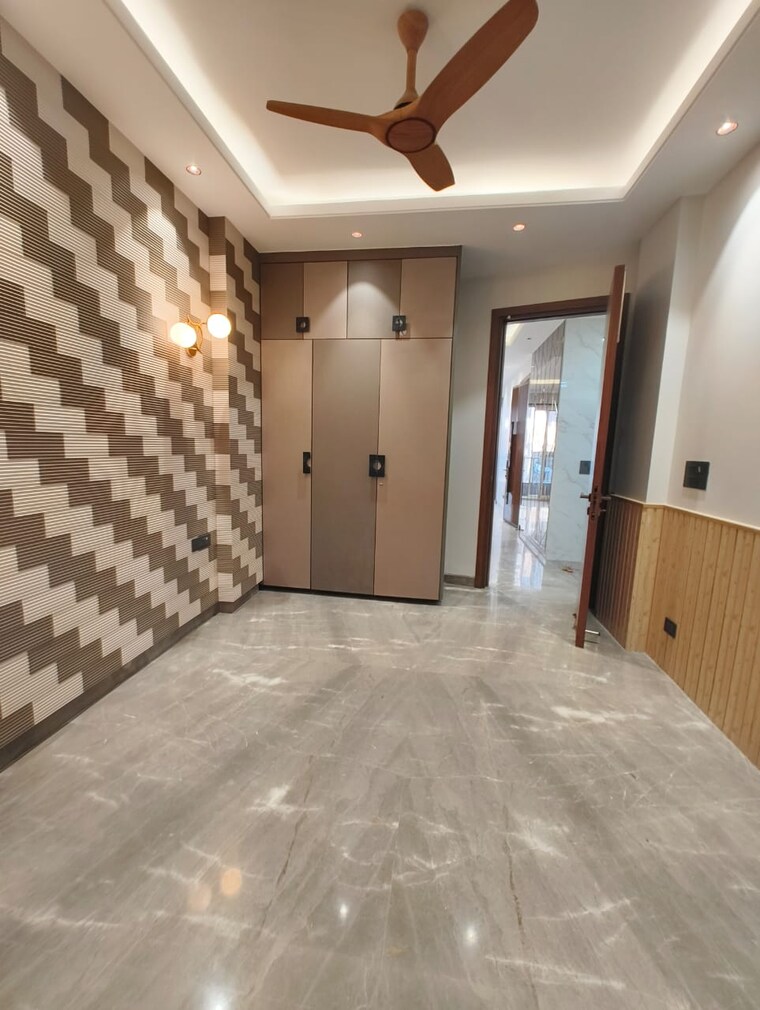 Room, chittaranjan park 2 Bedroom 125 Sq.Yd. Builder Floor In Chittaranjan Park Delhi 9706645
