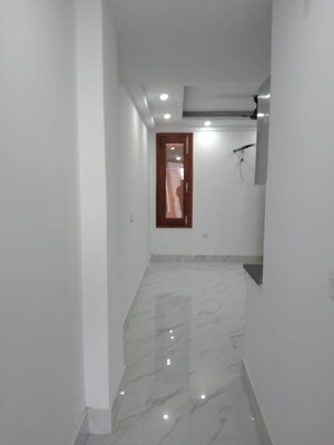 Building Lobby in 1 BHK Builder Floor at Saket – for Rent