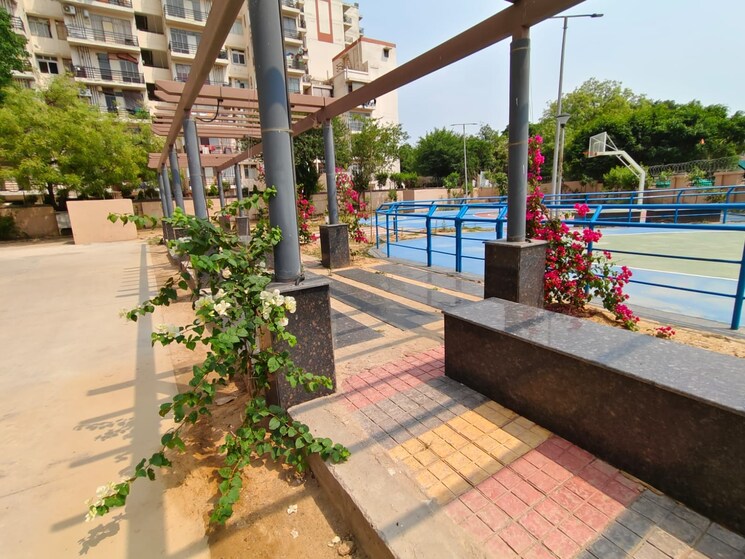 Swimming Pool, tashee-capital-gateway 3 Bedroom 1874 Sq.Ft. Apartment In Sector 111 Gurgaon 9706726