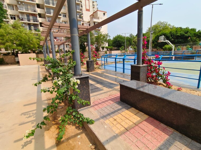 Swimming Pool, tashee-capital-gateway 3 Bedroom 1874 Sq.Ft. Apartment In Sector 111 Gurgaon 9706726