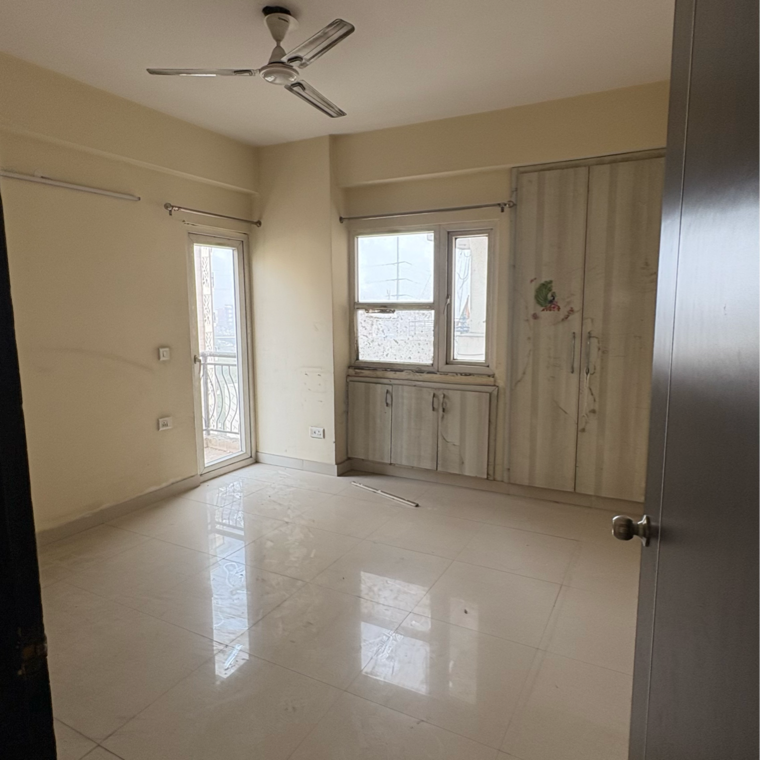 Room, oxirich-avenue 3 Bedroom 1761 Sq.Ft. Apartment In Ahinsa Khand 2 Ghaziabad 9706742