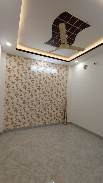 Room in 2 BHK Builder Floor at Govindpuri – for Sale