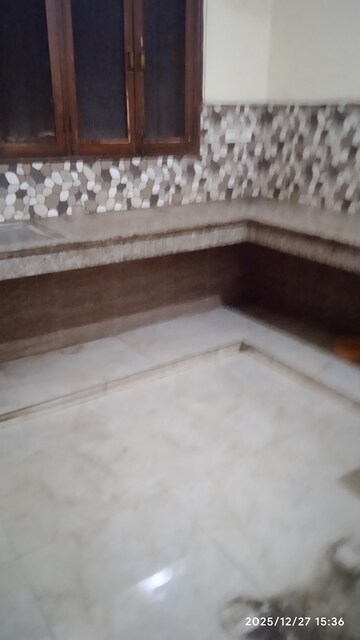 Swimming Pool in 2.5 BHK Builder Floor at Sector 55 – for Rent