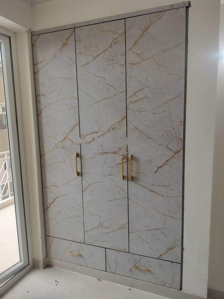 Bathroom, pareena-coban-residences 3 Bedroom 1997 Sq.Ft. Apartment In Sector 99a Gurgaon 9706751