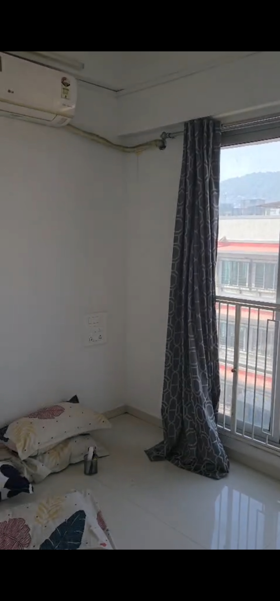 1 Rk+ Extra Room Apartment For Rent in Mayfair The View