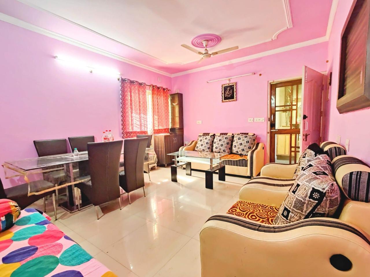 2 BHK Apartment For Rent in Rohini Apartment