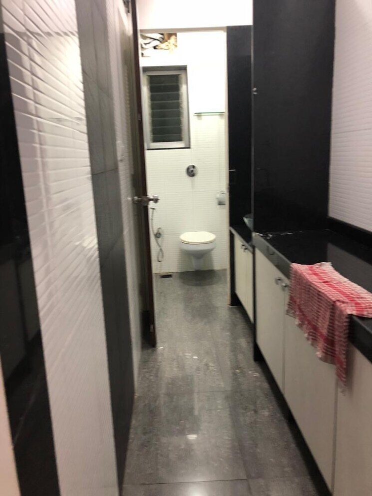 undefined, bhandup west Commercial Office Space 900 Sq.Ft. In Bhandup West Mumbai 9706809