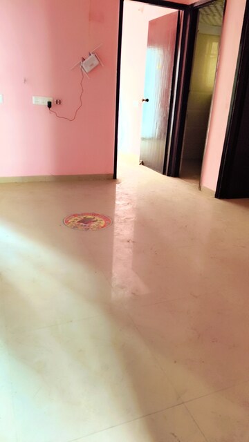 Room in 2 BHK Apartment at Windsor Paradise 2, Raj Nagar Extension – for Sale