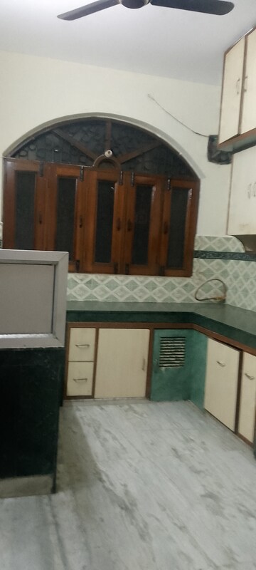 Kitchen in 3.5 BHK Independent House at Spring Field, Sector 31 – for Rent