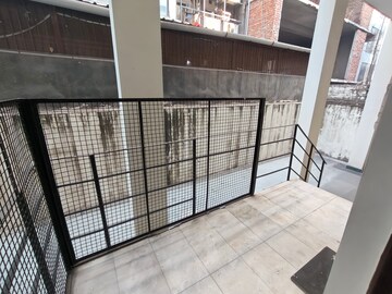 Balcony in 3 BHK Apartment at Unitech South City Heights, Sector 41 – for Rent