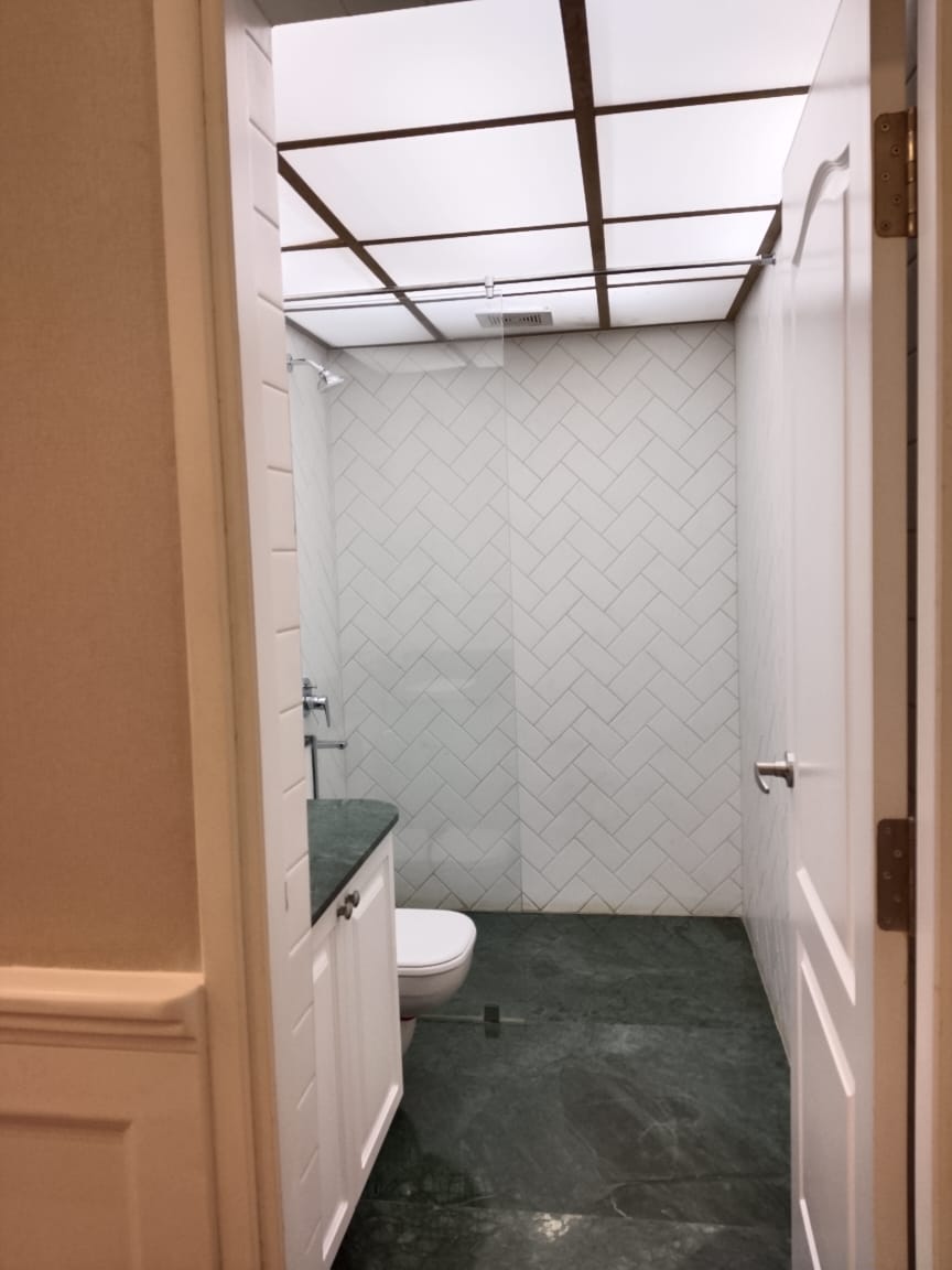 Bathroom in 3 BHK Apartment at Prime Centreo, Kanakapura Road – for Sale