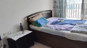 Bedroom in 1 BHK Apartment at Parel – for Rent