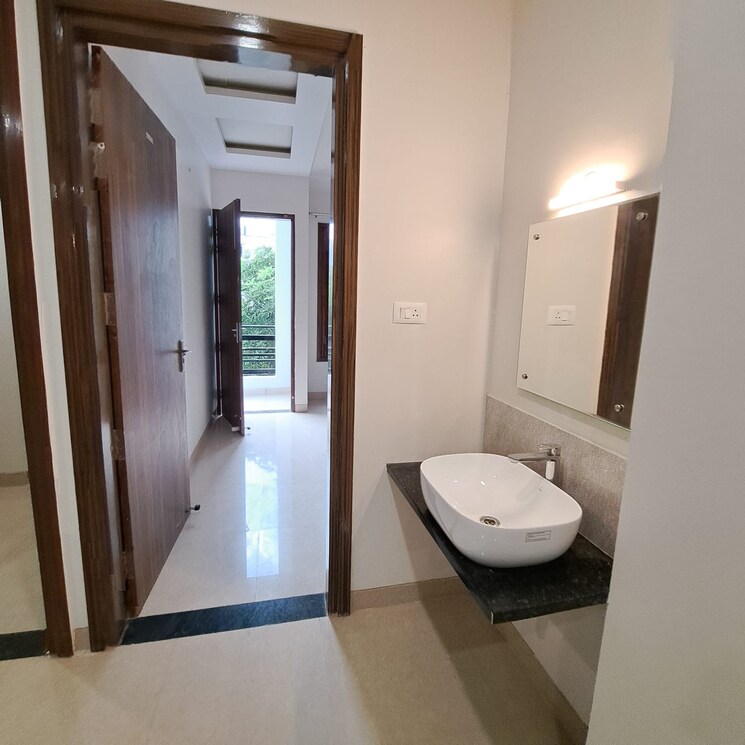 Bathroom, gomti nagar 2 Bedroom 1500 Sq.Ft. Villa In Gomti Nagar Lucknow 9706911