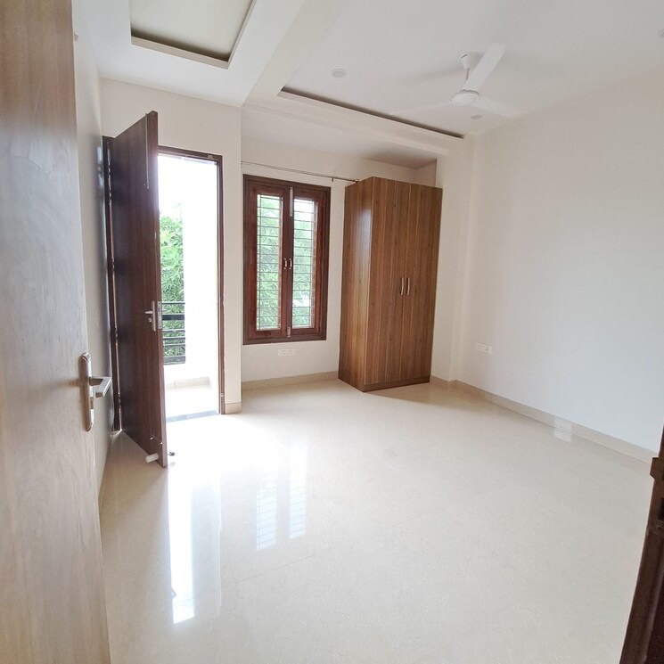 Room, gomti nagar 2 Bedroom 1500 Sq.Ft. Villa In Gomti Nagar Lucknow 9706911