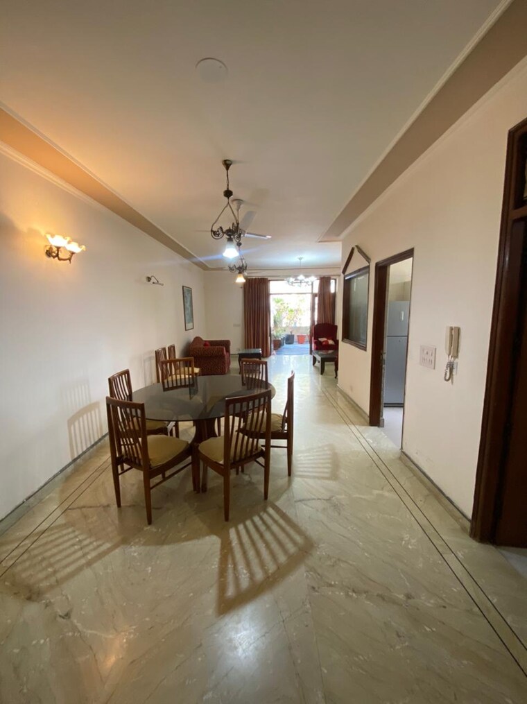 Living Room, greater kailash i 3 Bedroom 300 Sq.Yd. Builder Floor In Greater Kailash I Delhi 9706925