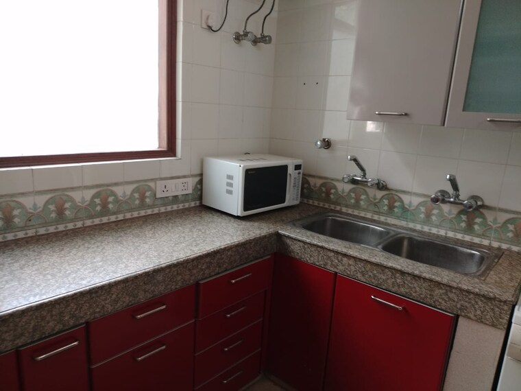 Kitchen, greater kailash i 3 Bedroom 300 Sq.Yd. Builder Floor In Greater Kailash I Delhi 9706925