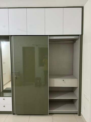 Furnished Amenities in 2 BHK Apartment at Prestige Finsbury Park Hyde, Bagaluru – for Rent