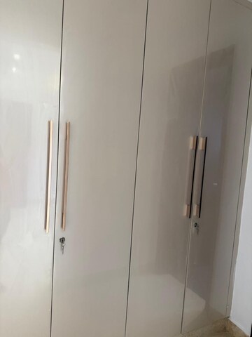 Furnished Amenities in 3 BHK Builder Floor at Malviya Nagar – for Sale