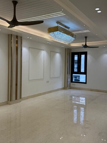 Room in 3 BHK Builder Floor at Malviya Nagar – for Sale