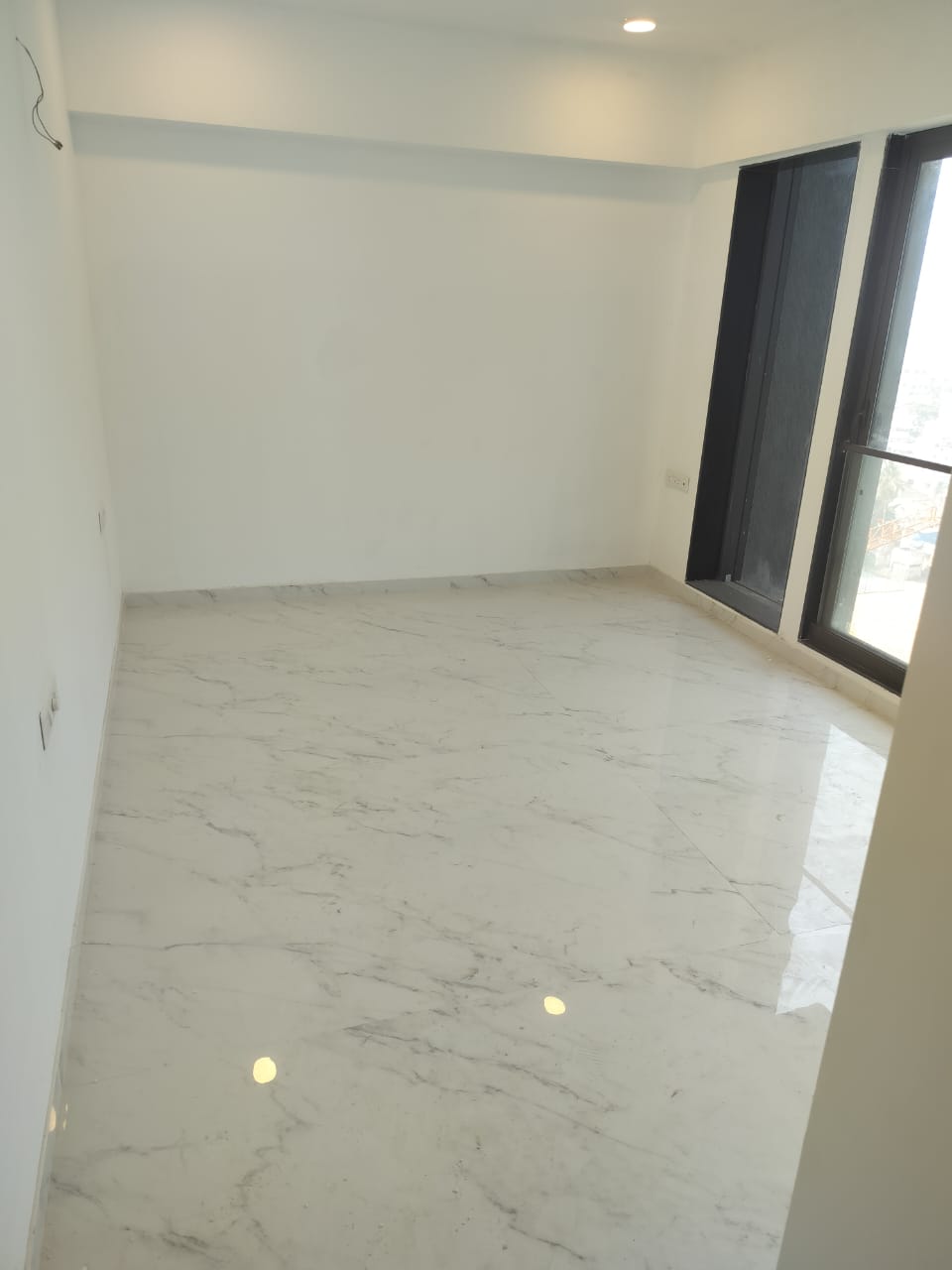 2 BHK Apartment For Sale in Pearl Garden