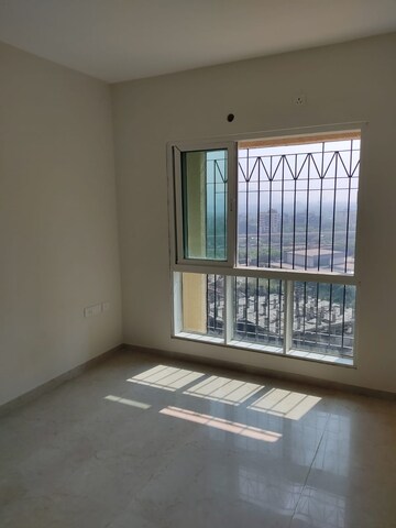 Room in 1.5 BHK Apartment at Dosti West County, Balkum Pada – for Sale
