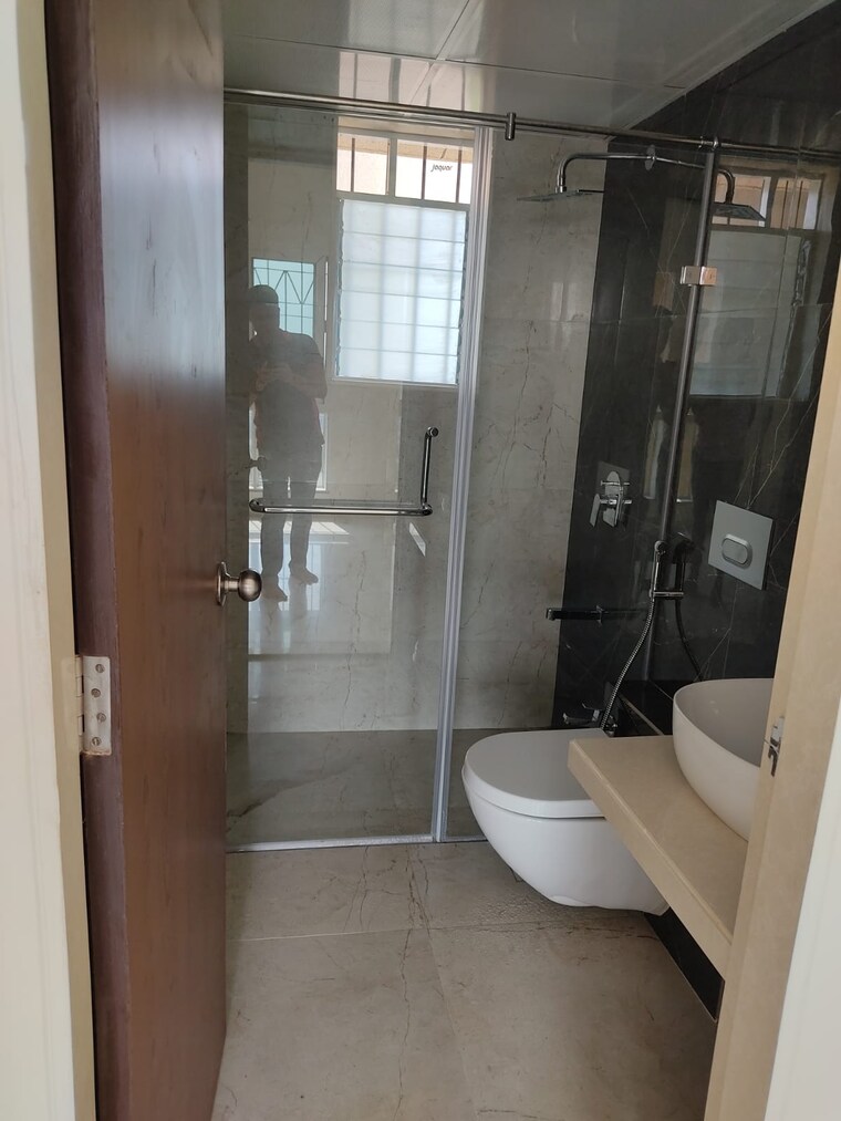 Bathroom, dosti-west-county 1.5 Bedroom 700 Sq.Ft. Apartment In Balkum Pada Thane 9706959