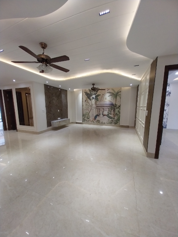 4 BHK + Extra Room 3150 Sq.Ft. Builder Floor in Mansha Ellenia