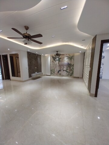 4 BHK Builder Floor For Sale in Mansha Ellenia, Sector 85