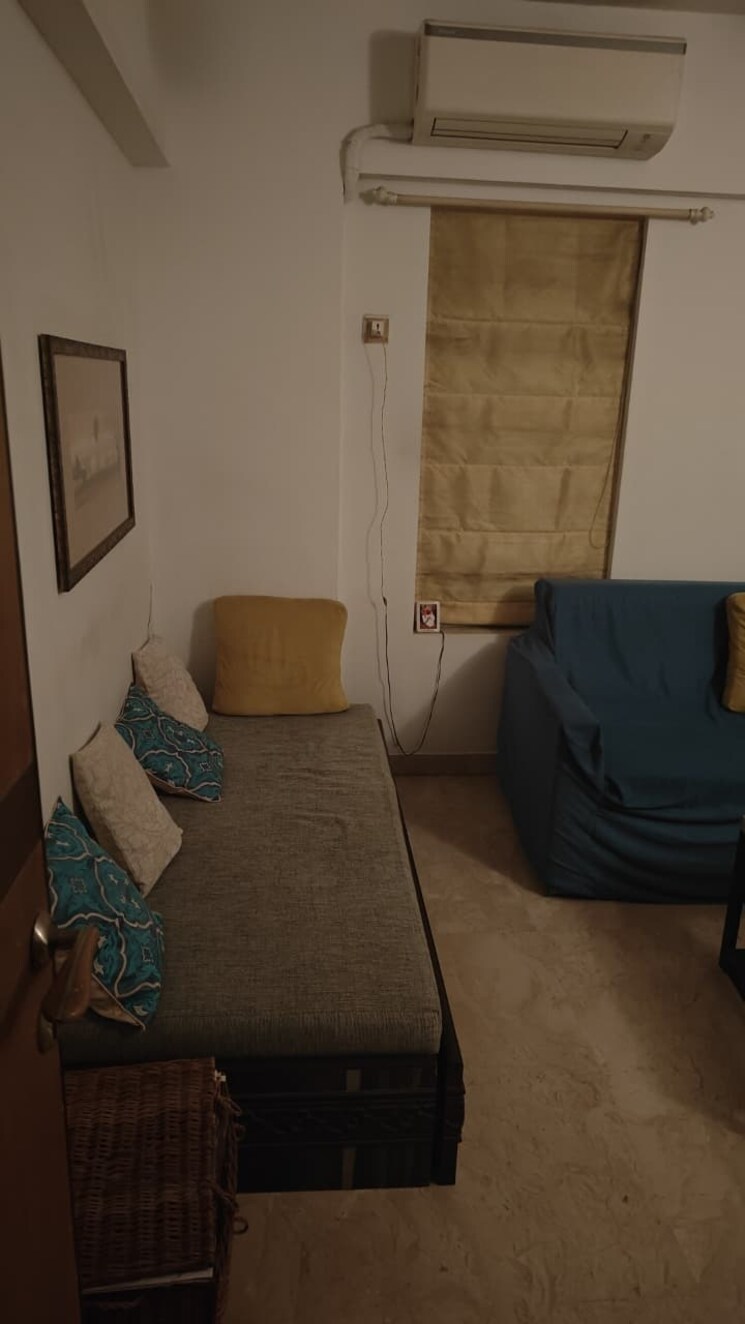 Living Room, khar west 3 Bedroom 1100 Sq.Ft. Apartment In Khar West Mumbai 9706989