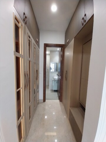 Building Lobby in 4 BHK Builder Floor at Mansha Ellenia, Sector 85 – for Sale