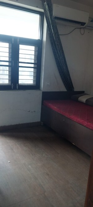 3 BHK Builder Floor For Rent in Sushant Lok 2, Sector 57