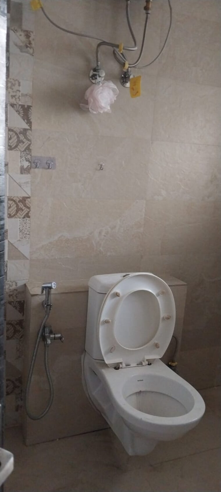 Bathroom, sushant-lok-2 3 Bedroom 1208 Sq.Ft. Builder Floor In Sector 57 Gurgaon 9707005