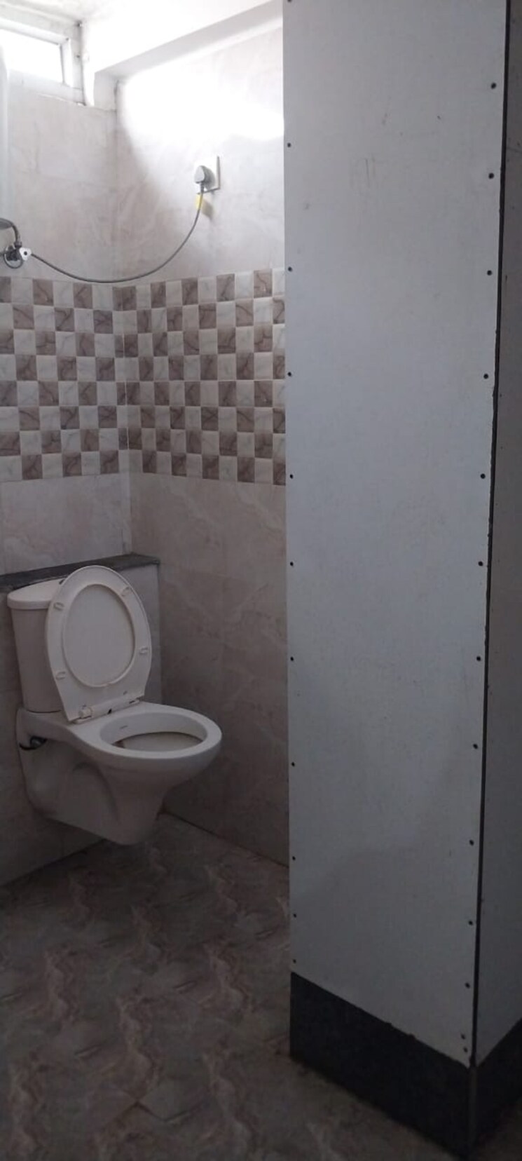 Bathroom, sushant-lok-2 3 Bedroom 1208 Sq.Ft. Builder Floor In Sector 57 Gurgaon 9707005