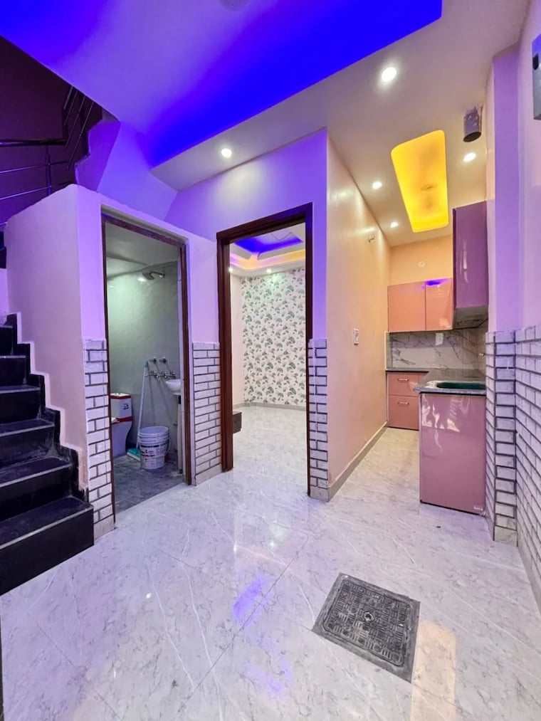 Living Room, dwarka mor 1 Bedroom 30 Sq.Yd. Independent House In Dwarka Mor Delhi 9707018