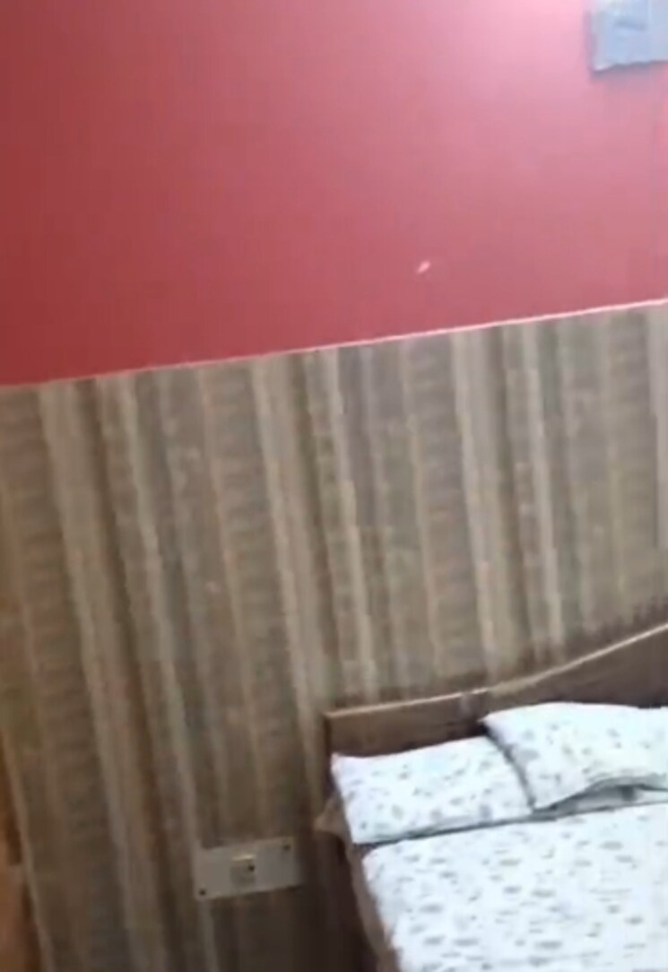 Bedroom, sector 8 3 Bedroom 250 Sq.Ft. Independent House In Sector 8 Faridabad 9707141