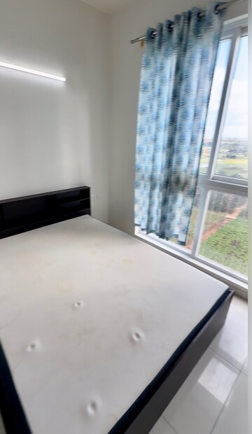 Room in 2 BHK Apartment at Godrej Royale Woods, Devanahalli – for Rent